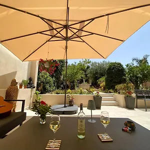 Maltese Garden Nocleg ze śniadaniem